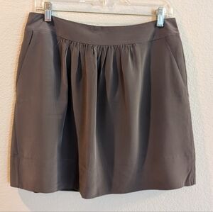 Kenneth Cole Gray/Silver Silk Mini Skirt | Size M | Lined w/ Pockets | 17”